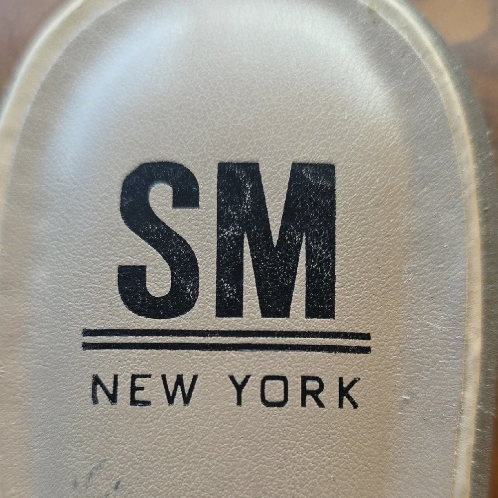SM New York Tan Mules with Woven Texture 7.5 - Picture 2 of 8